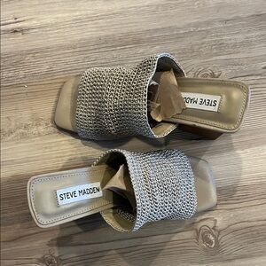 Steve Madden tan/nude Mules